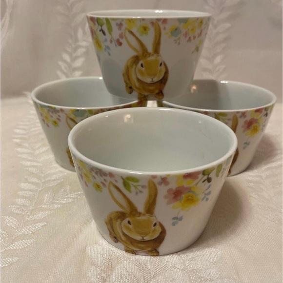 222 Fifth Sydney Easter Bunny Bowls. Set of 4. Never used. Only for Display. - Picture 2 of 4